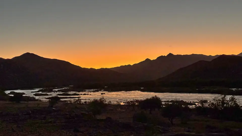 2025NamibiaSA2379.jpg