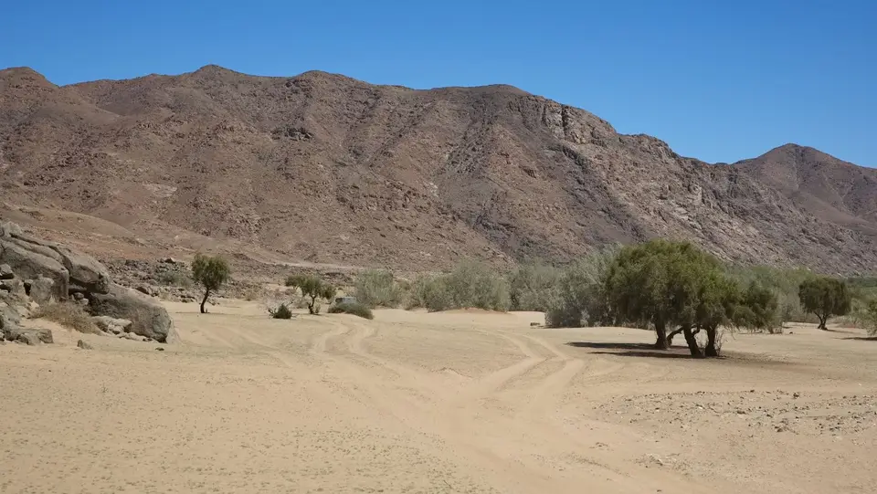 2025NamibiaSA2521.jpg