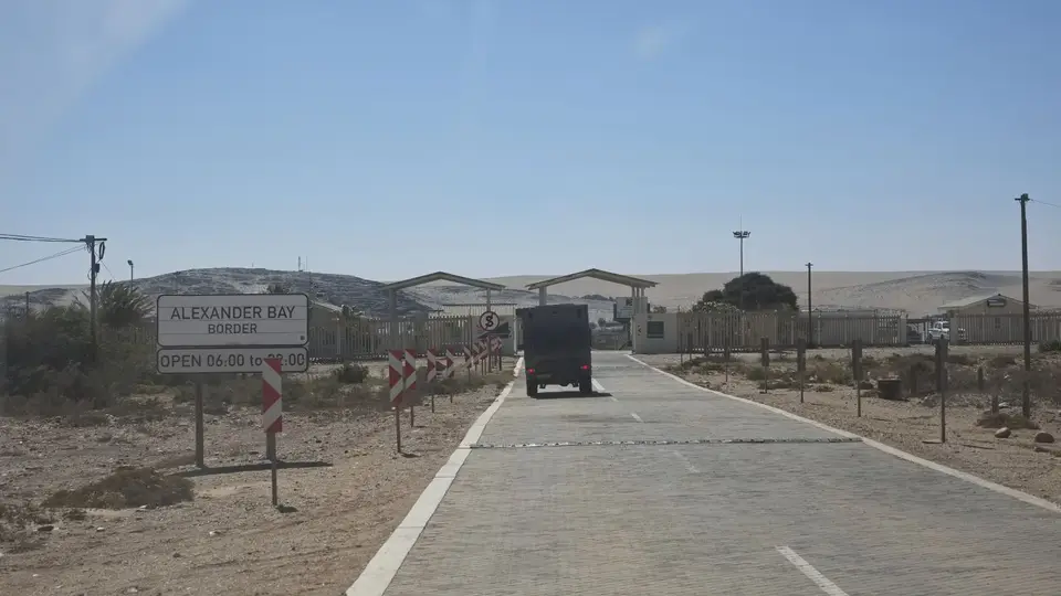 2025NamibiaSA2926.jpg