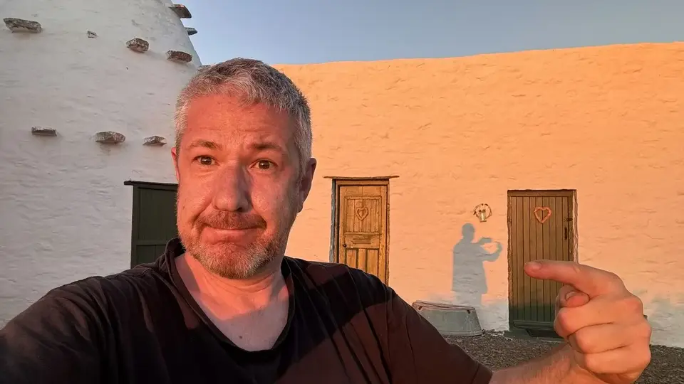 749.JPG