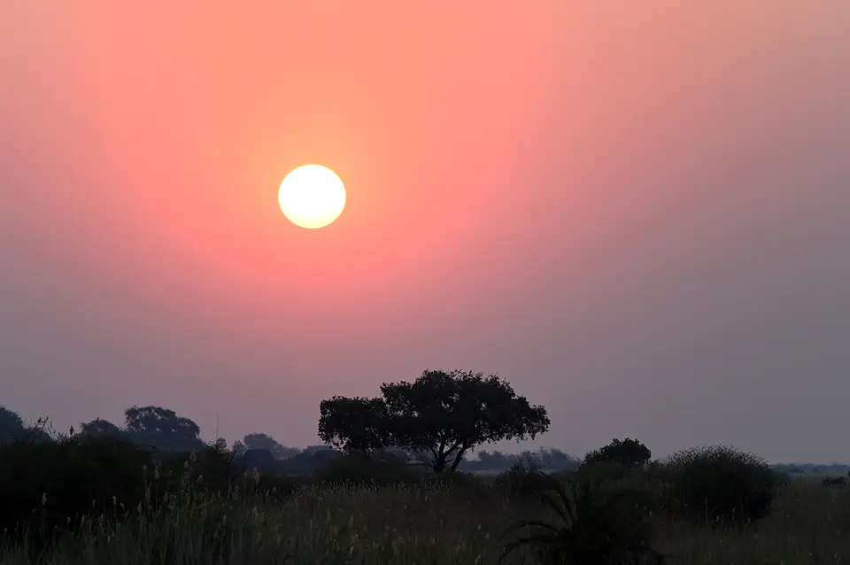 ChobeLodgeSunset2.jpg