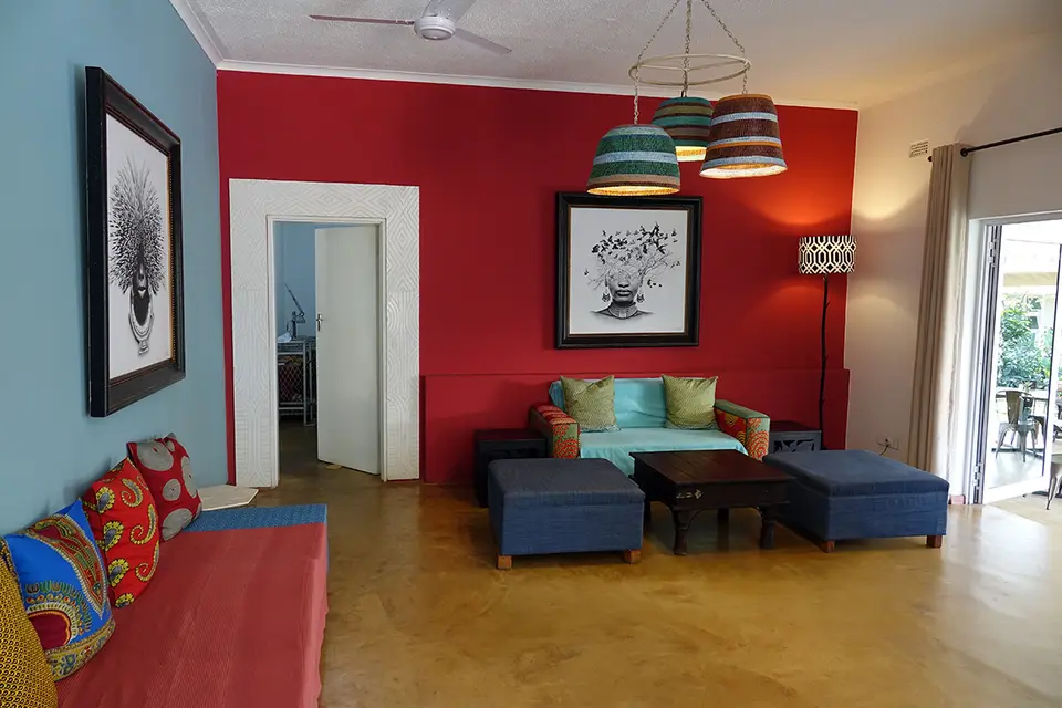 Victoria_Falls_Lobby.jpg