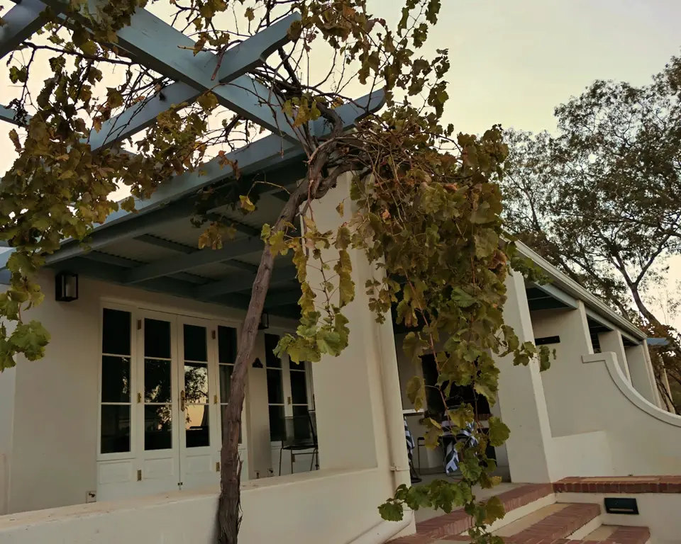 2Chalet.jpg
