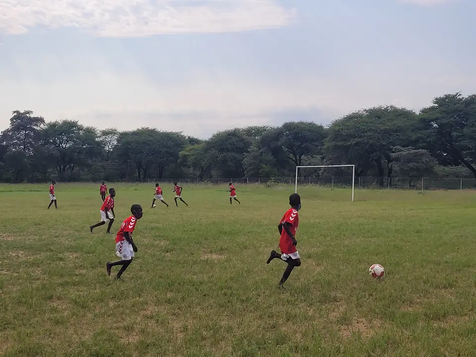 37FootballTeam.jpg