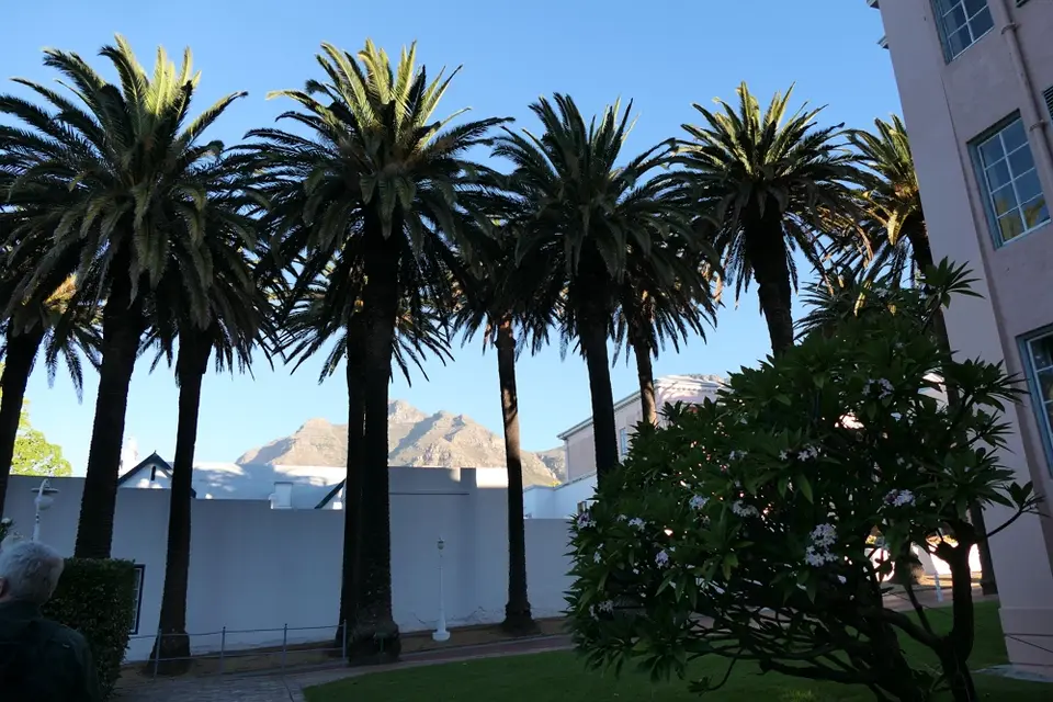 6MountNelsonHotelundCompanyGardens.JPG
