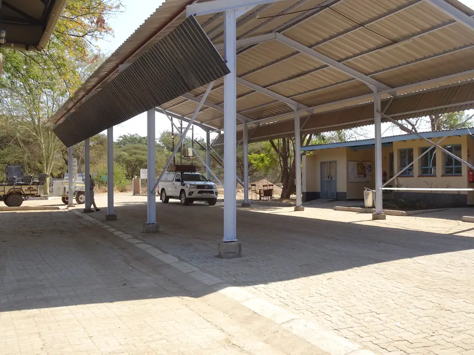 9Botswana-2.JPG