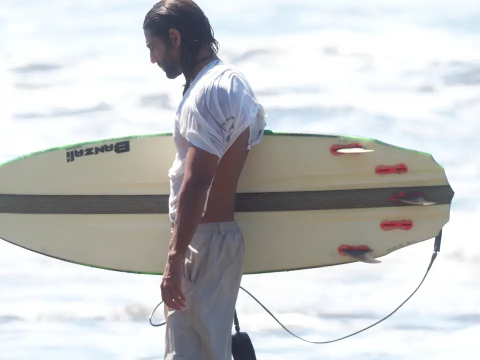 062CostaRica2021Dominical-Surfer.JPG