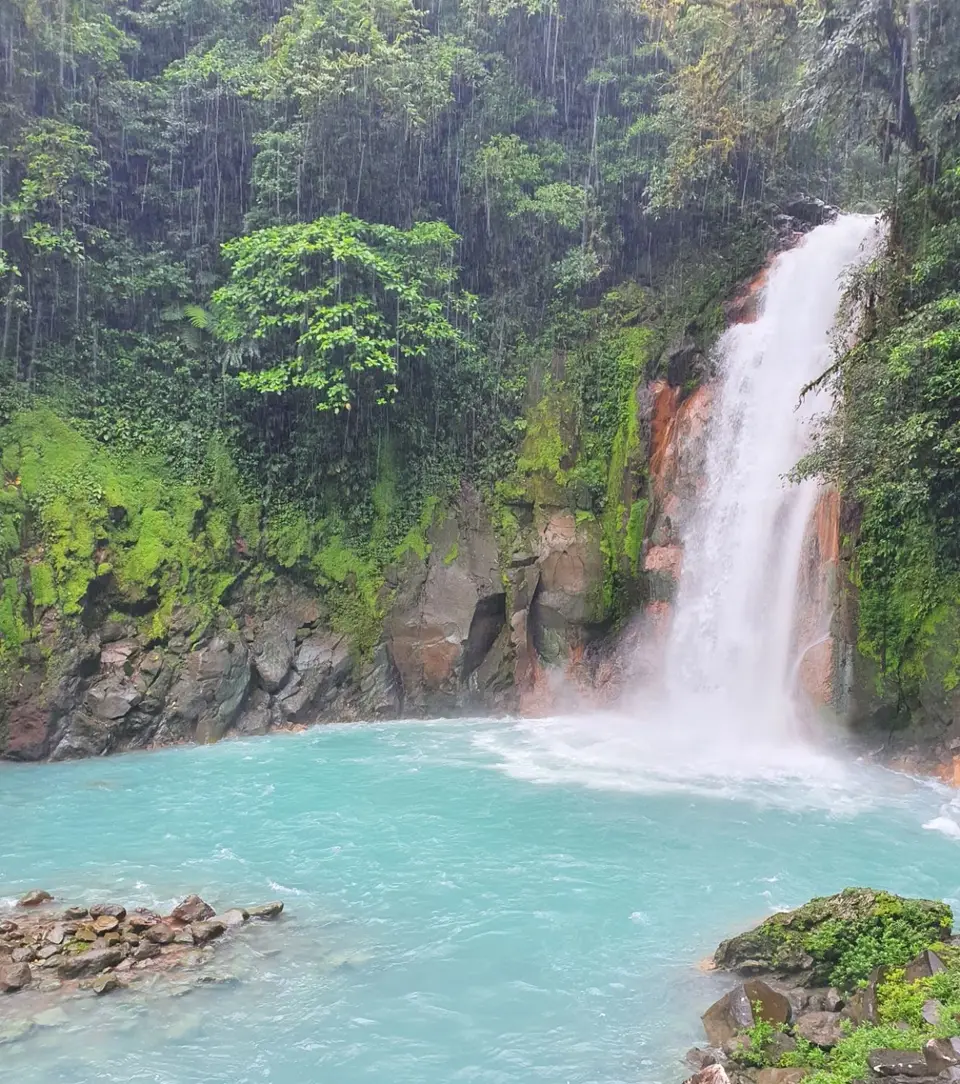 119CostaRicaNov2021LaFortuna-RioCeleste.jpg