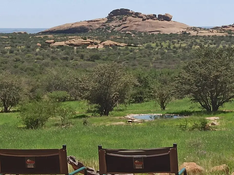 NamibiaSilviaHandy(286).JPG