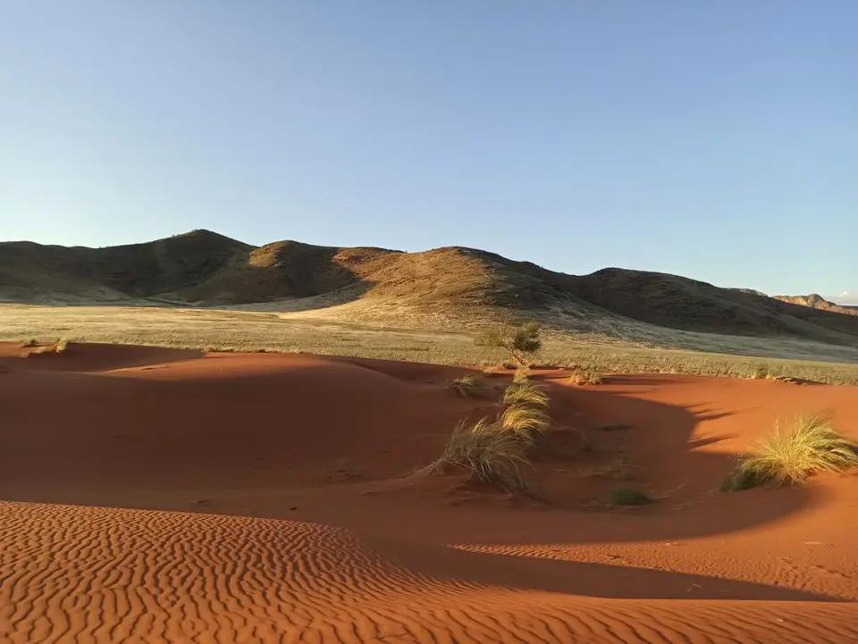 NamibiaSilviaHandy(623).JPG