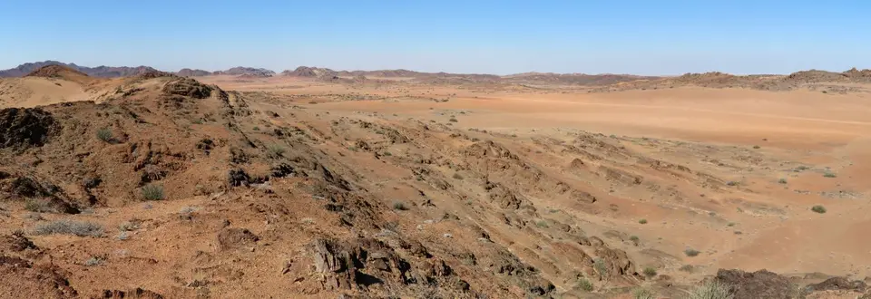 k-11.04LandschaftaufdemWegzumundamKhumib08.jpg