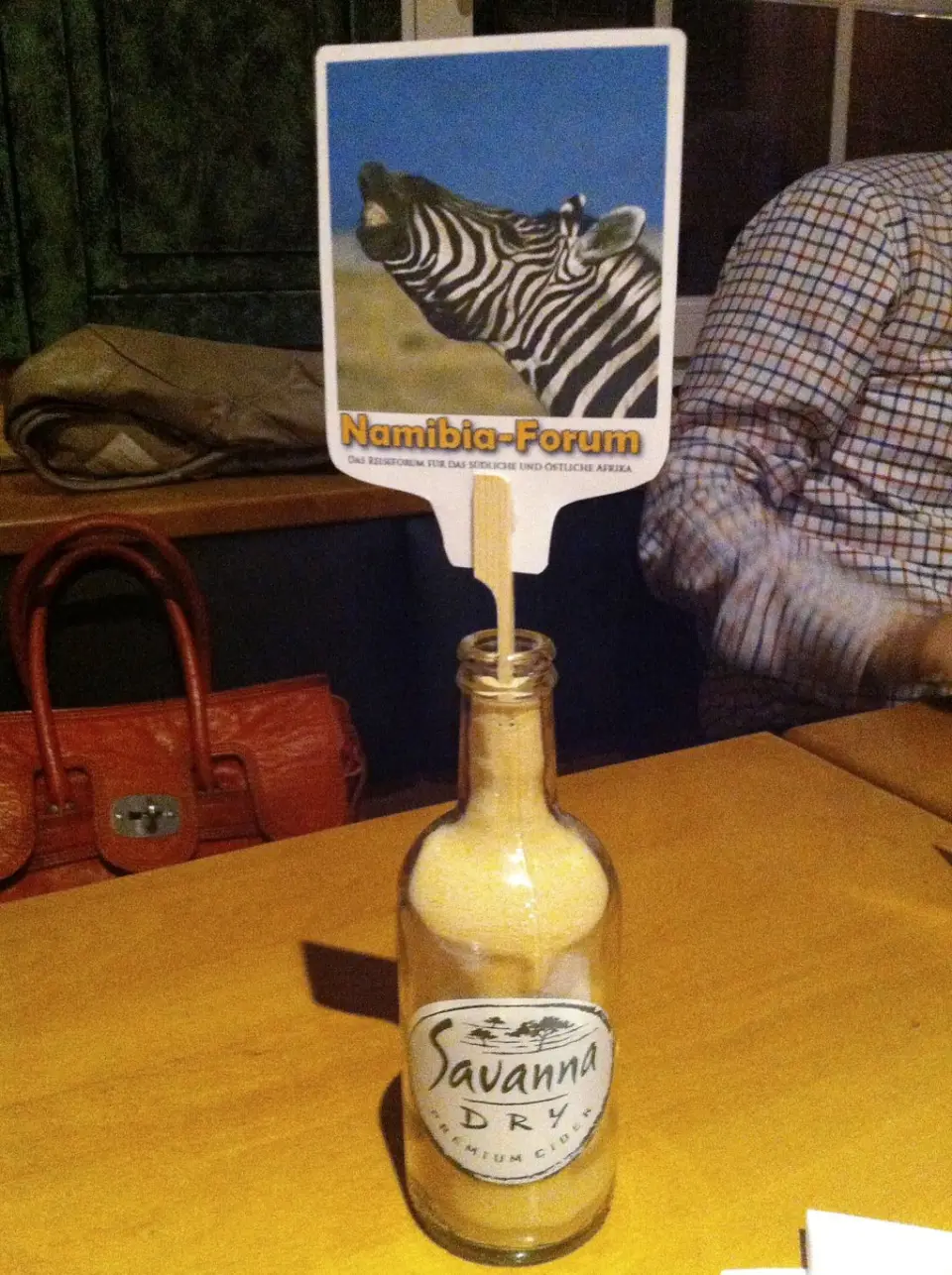 FotoNamibia-Forums-Schild.JPG