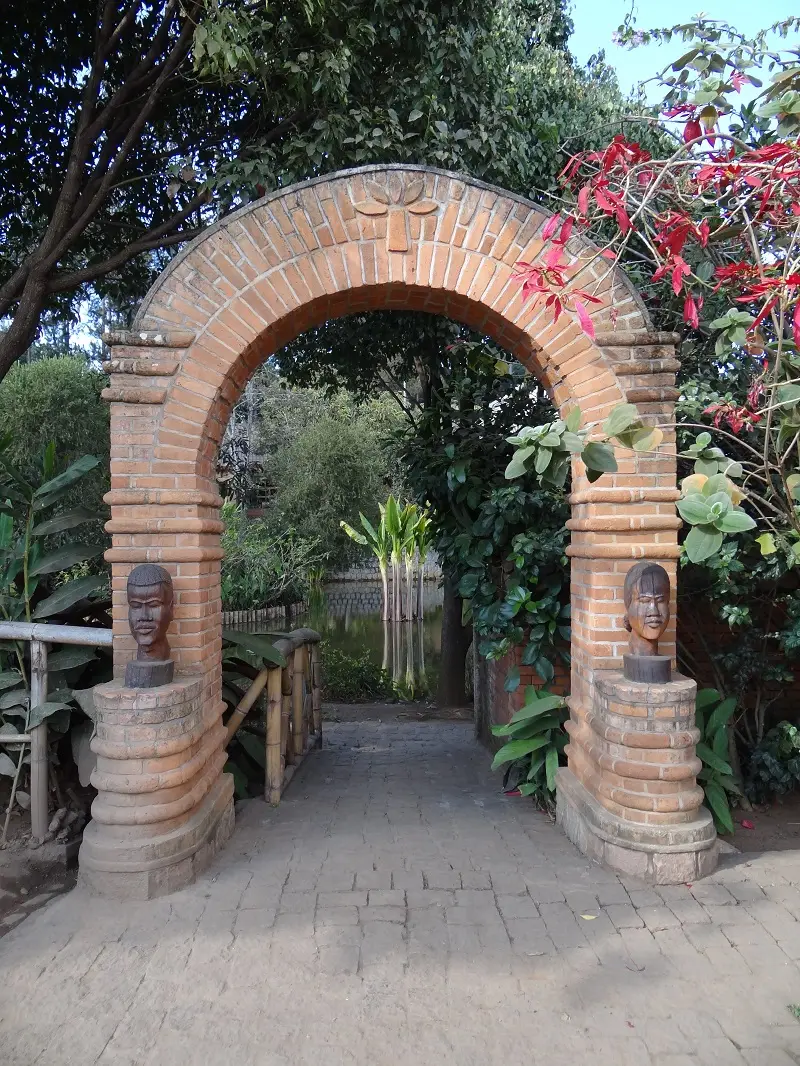 DSC01256-2.JPG