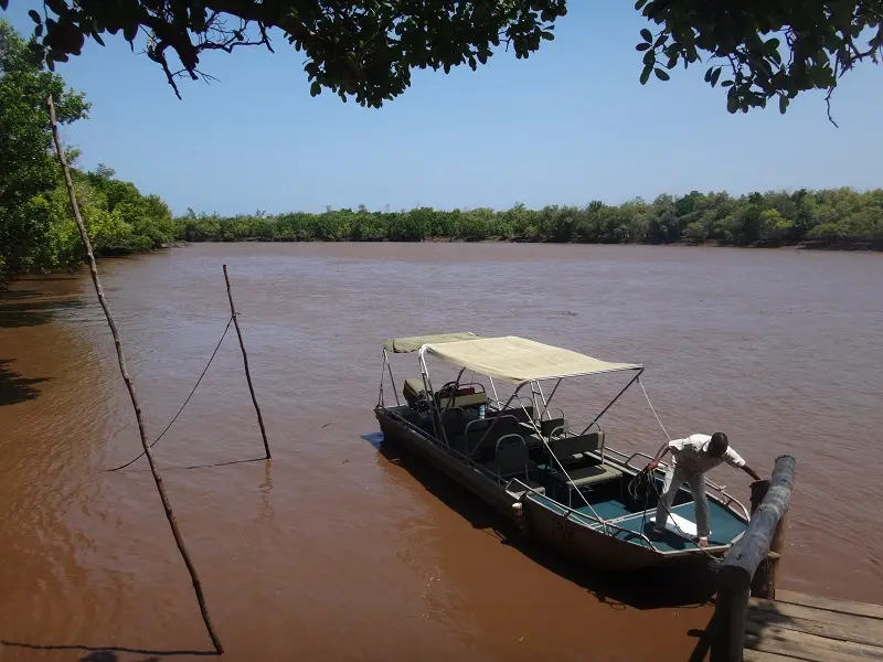 h06bc340.JPG