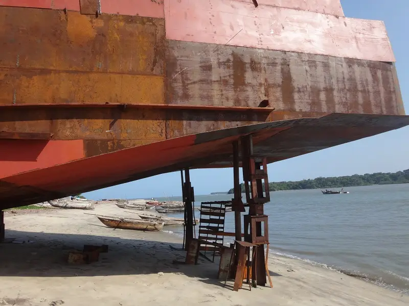 hb12bc74.JPG