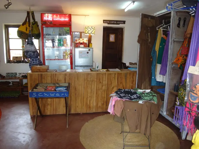 hdb26779.JPG