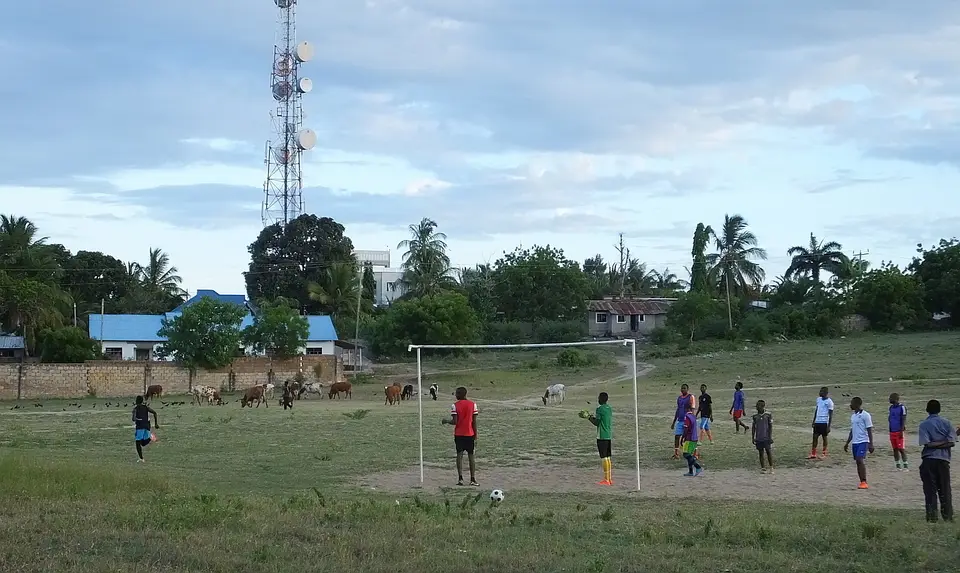 054Fußballplatz.jpg