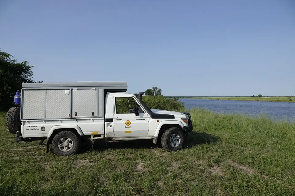 686LCamChobe.JPG