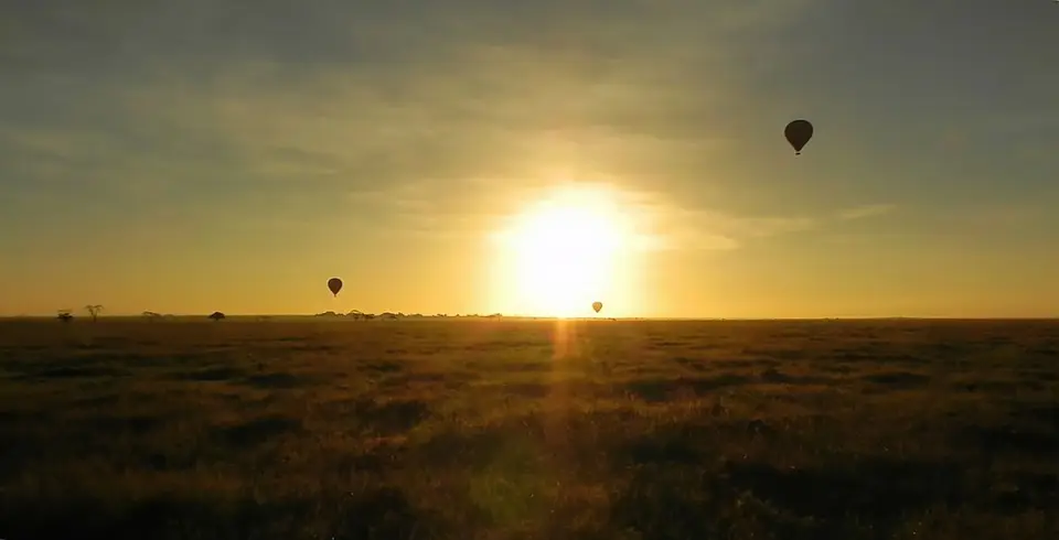 SerengetiBallonsvorderSonne.jpg