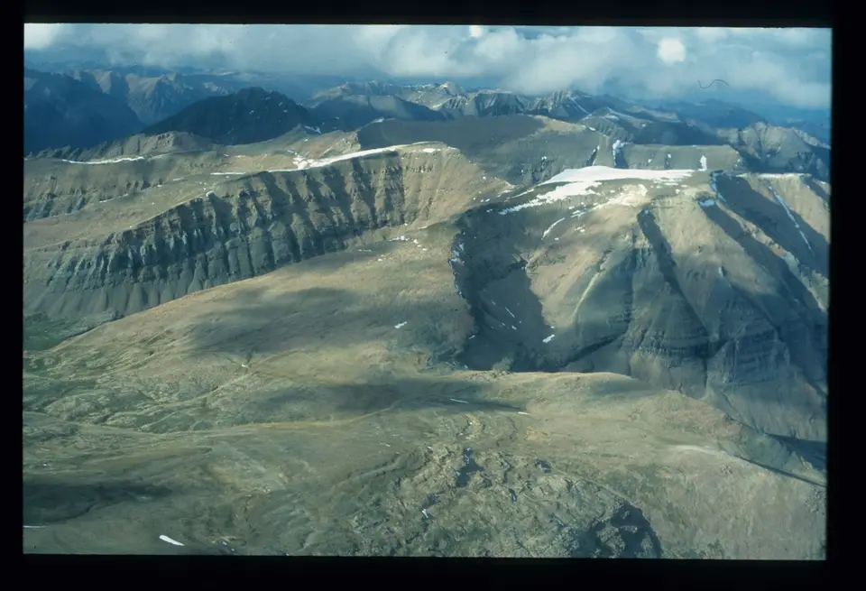 SouthNahanni003.jpg