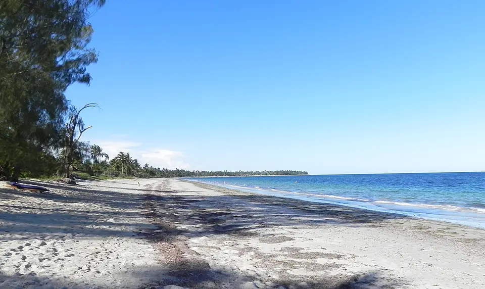 StrandBeachCrabResort.jpg
