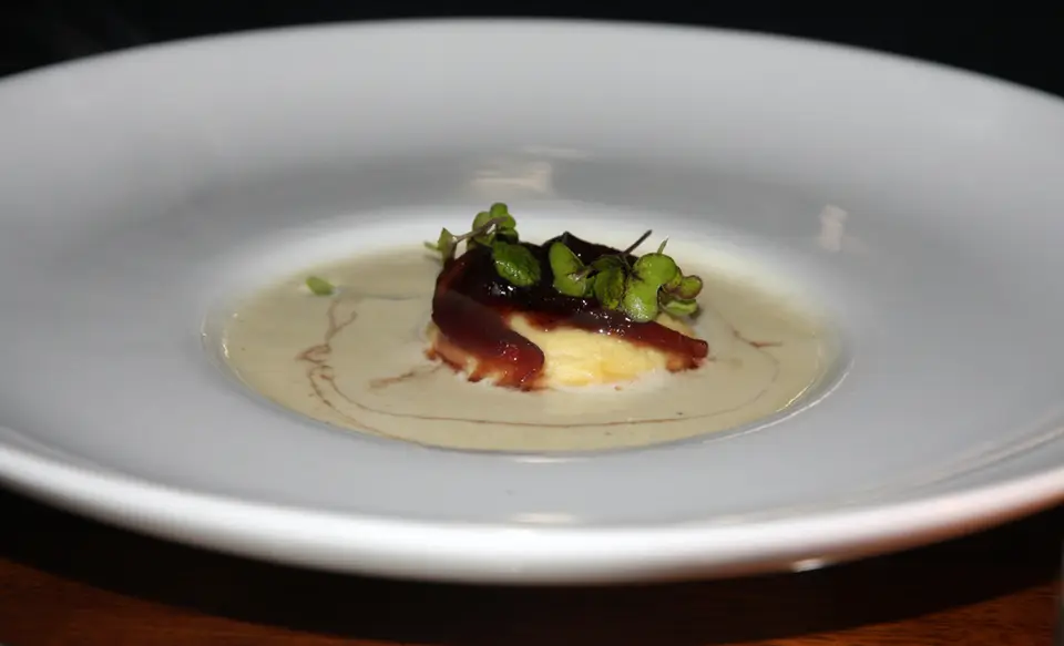 h8d46c82.jpg