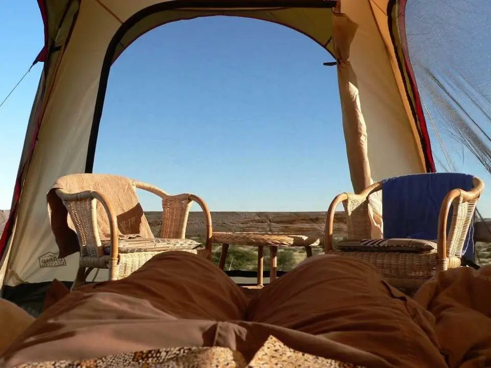 Honeymoontentinnen1.JPG