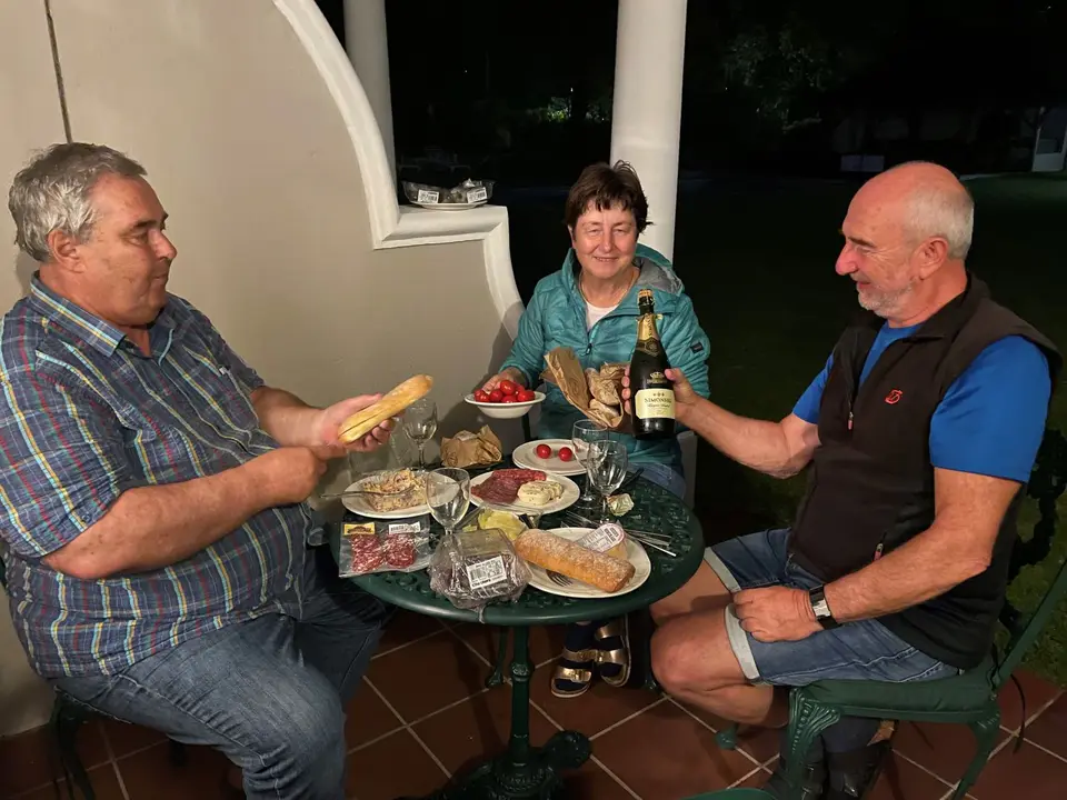 IMG_2202KopieBrotzeit.jpg
