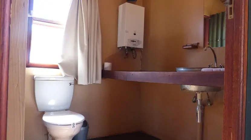 k-NamibiaVideo4107.JPG