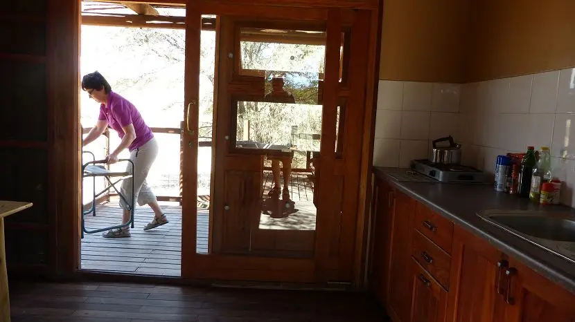 k-NamibiaVideo4108.JPG