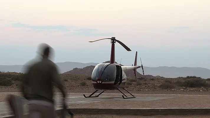 h58eae18.jpg