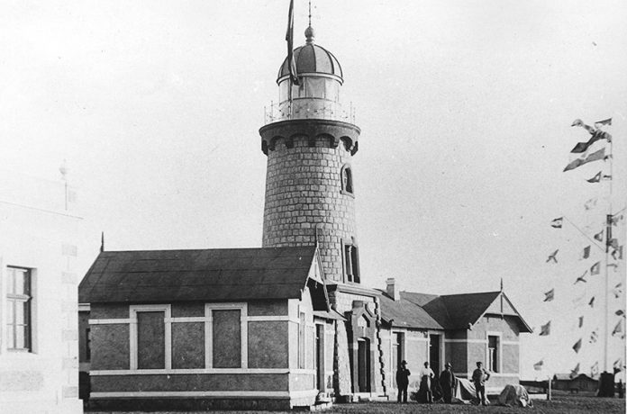 Leuchtturm - Denkmal für den Traum vom Hafen