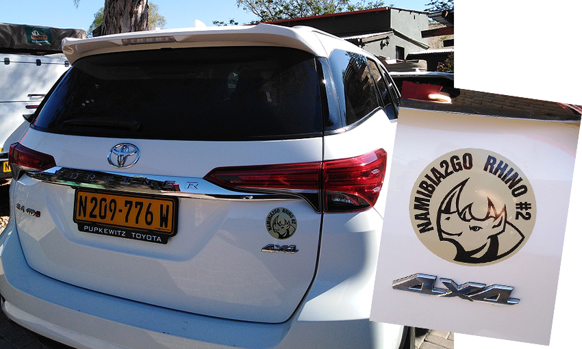 Nashorn Sticker auf Toyota