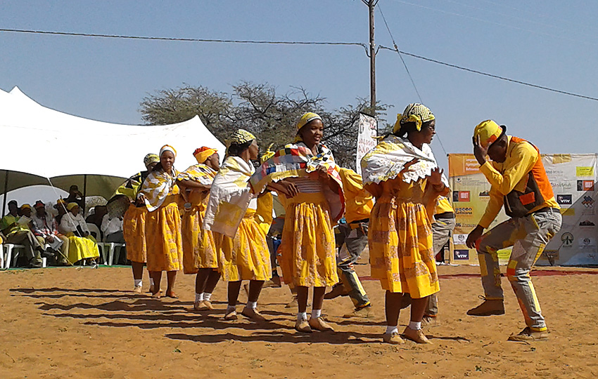 Tänzer bein Nama-Festival