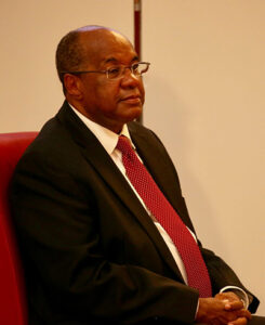 Johannes Gawaxab, Governeur der Bank of Namibia