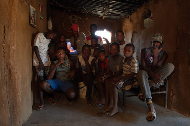 Bewohner einer Hütte, Namibia